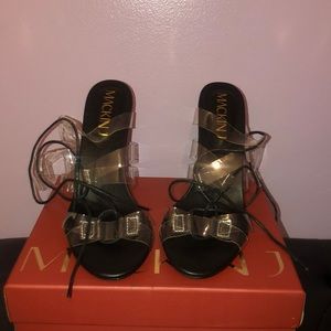 Brand new 5 inch black and clear hills